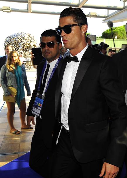 L&#39;arrivo di Cristiano Ronaldo a Montecarlo, in occasione dei sorteggi di Champions League (Lapresse)